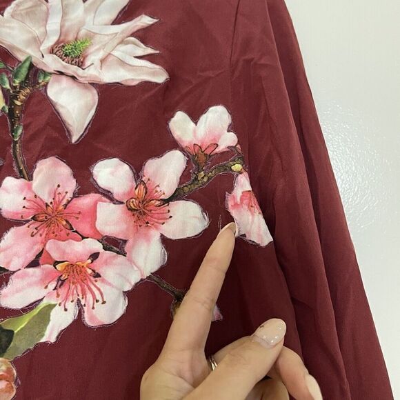 Rococo sands red floral silk long sleeve vneck blouse top size medium - Picture 5 of 6